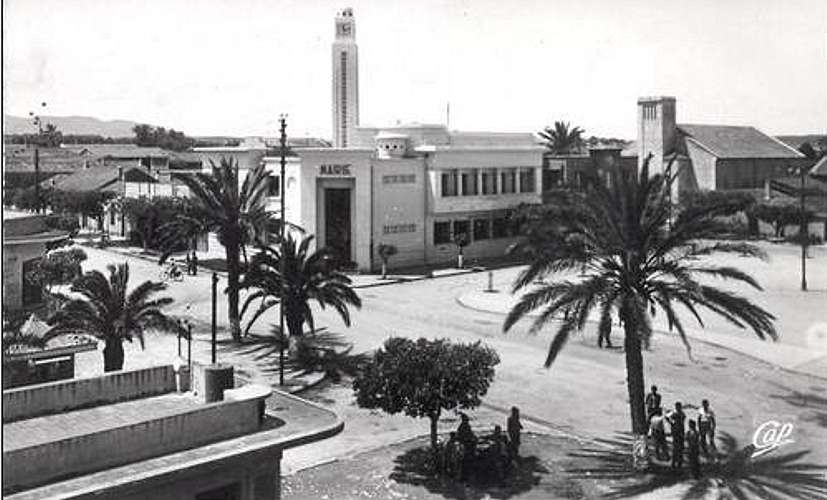 ain-el-turck,ain_el_turk,place de l'hotel de ville