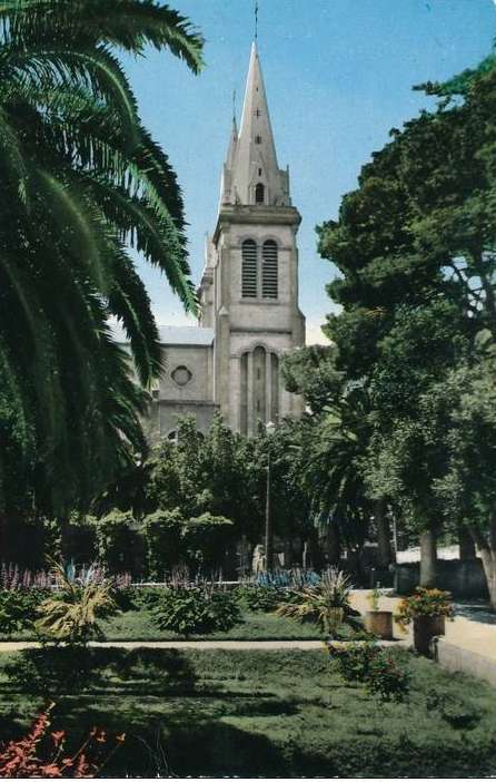 ain-temouchent,l'eglise et le jardin public