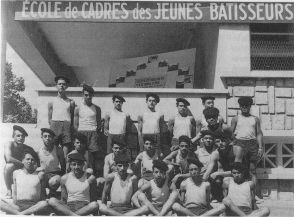 ecole des cadres des jeunes batisseurs