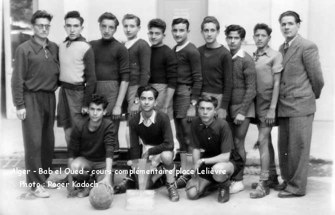 Cours complémentaire de la place Lelièvre, l'équipe de football