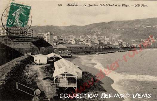 Le quartier Bab-el-Oued et la plage. 