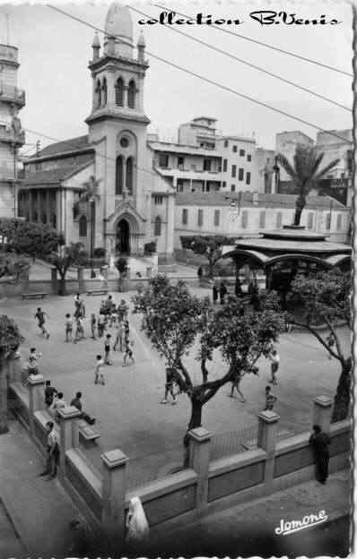 Bab-el-Oued, place Lelièvre et église Saint-Joseph