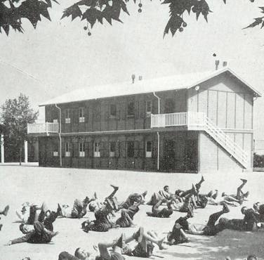 École du Chemin Vignard (entre le bd bru et la rue Mozart)