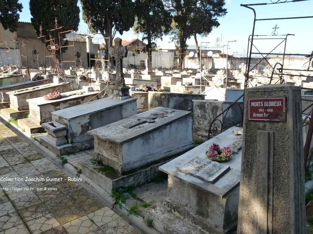 Cimetière Bru : un coin du carré militaire 