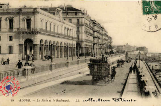 la poste et le boulevard Carnot