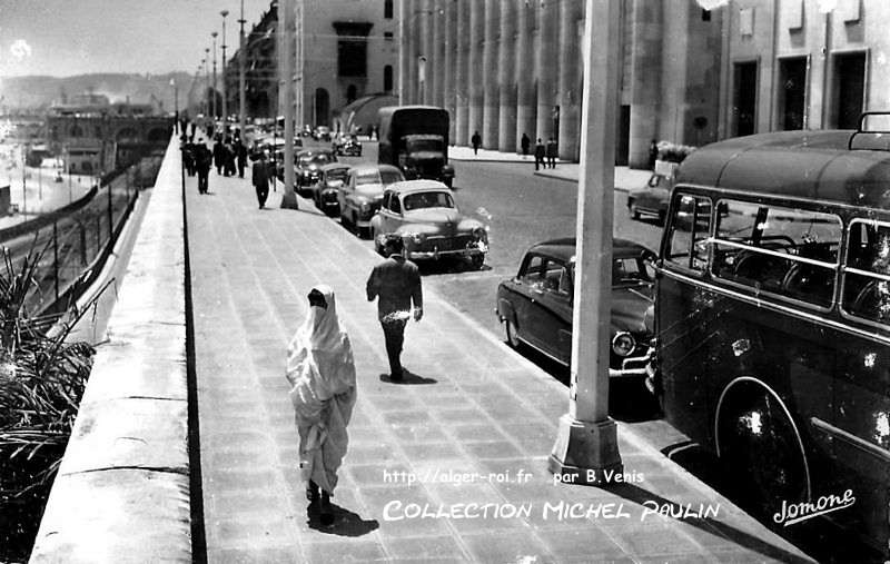 le boulevard Carnot, la préfecture, le casino municipal