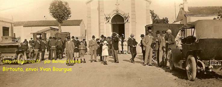 Birtouta - Un village d'Algérie : Une sortie de messe en 1920