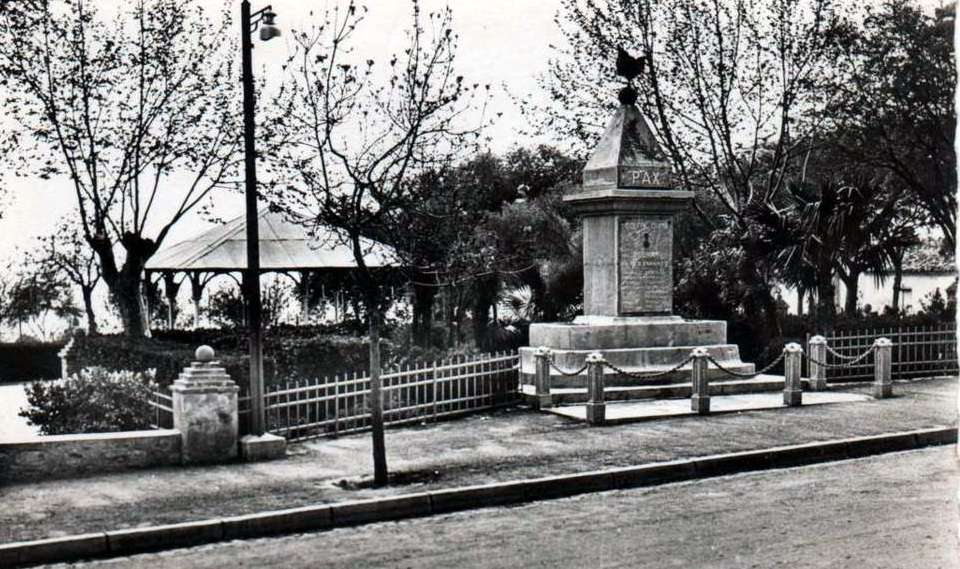 boghar,le monument aux morts