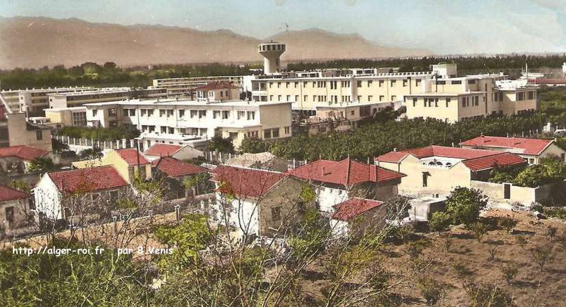 Vue générale de la cité militaire