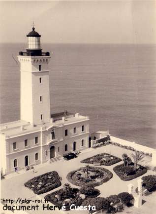 le phare de cap caxine