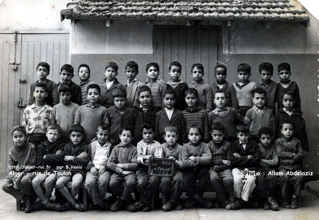 École rue de Toulon, entre la rue Socgémah et la rue Marengo.