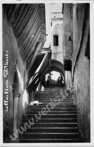 Alger, la casbah :rue des Maugrébins