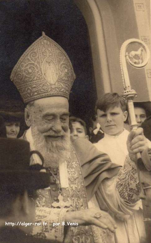 Son Ex. Mgr Leynaud, archevêque d'Alger