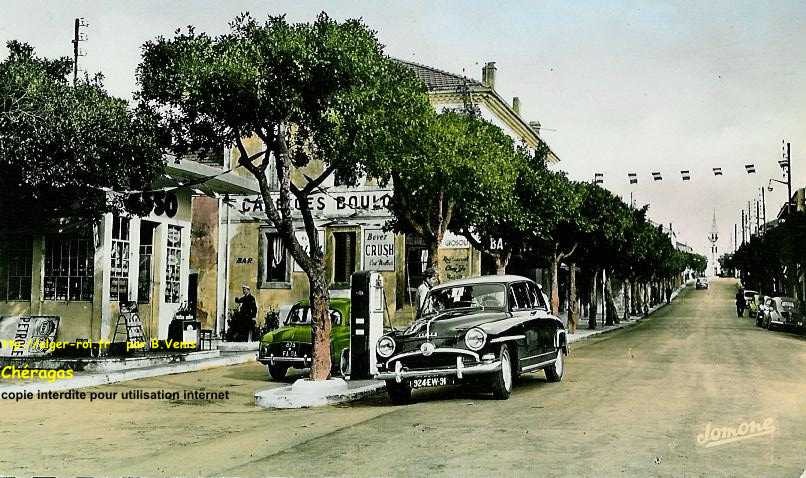 Garage et pompe à essence, rue docteur Bordo