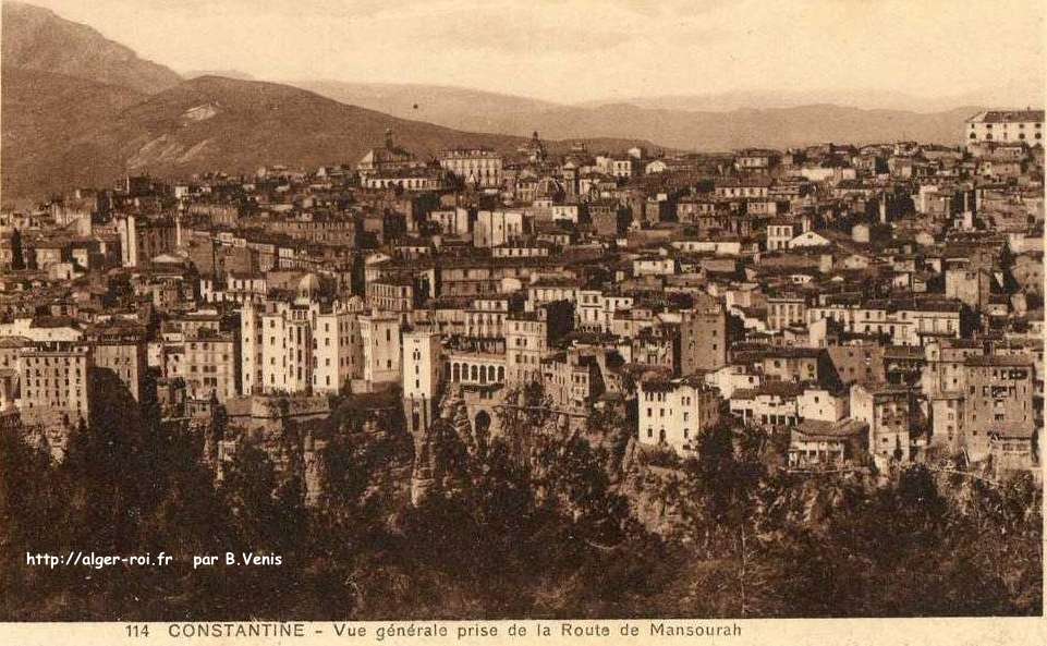 Vue générale prise de la route de Mansourah