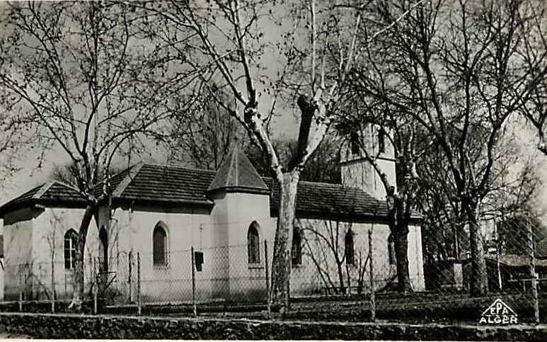 damiette,l'eglise et le boulodrome