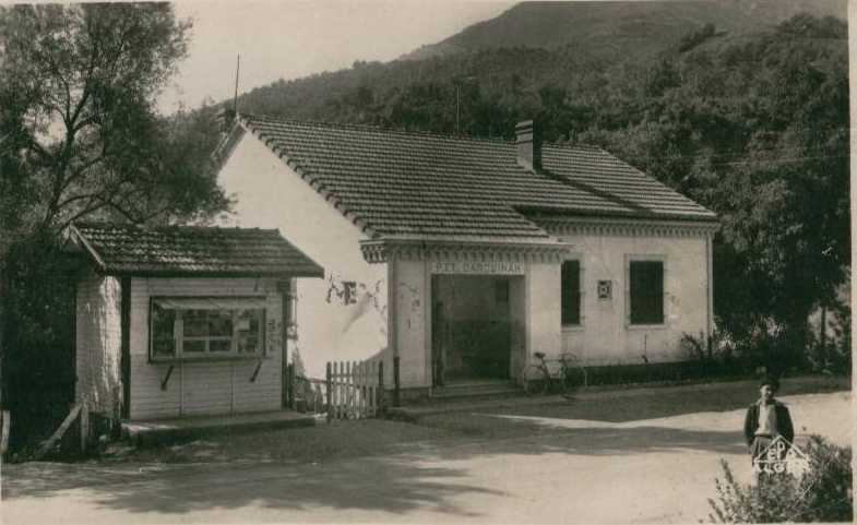 La POSTE et le KIOSQUE