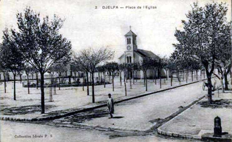 La place de l'église ,djelfa