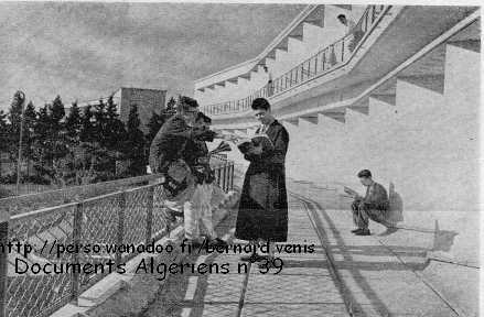 Terrasse d'un pavillon, 1er étage