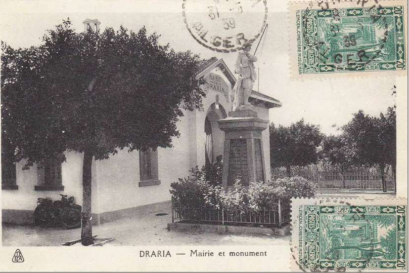 La mairie et le monument aux morts