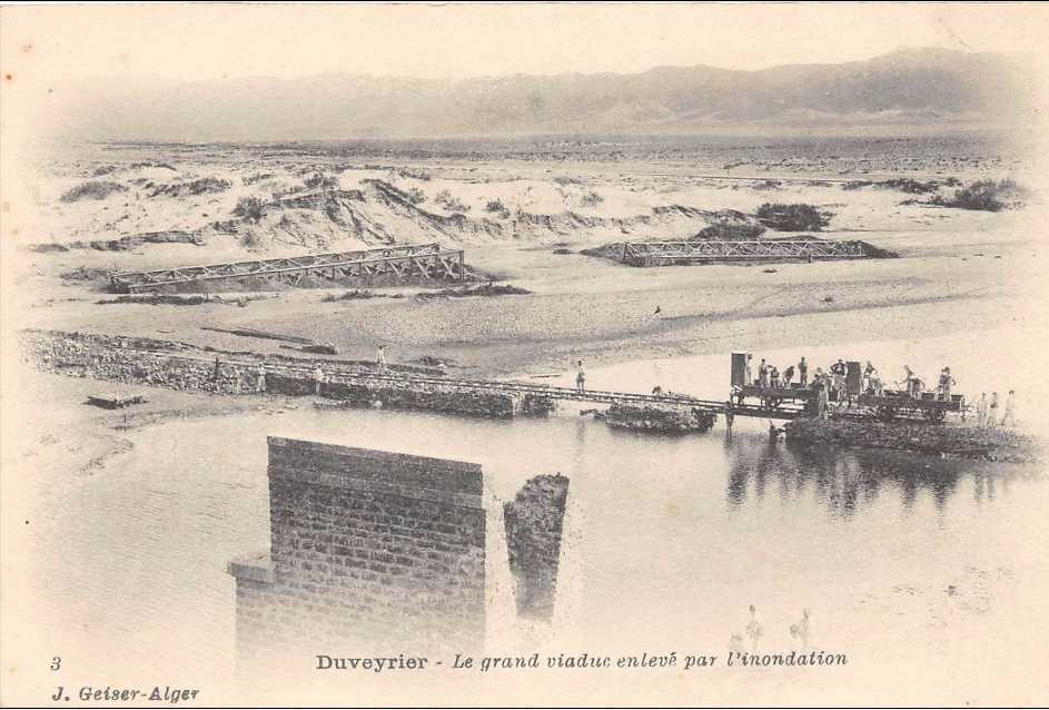 Le viaduc emporté par l'inondation
