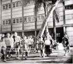 Voici la nouvelle école du Musée. Le baliment ci-dessus représente la l (ranche du groupe scolaire du Parc de Galland.