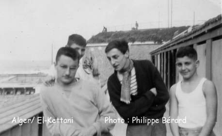 De gauche à droite : Philippe Bérard, (caché)X, Jean-Pierre Coret, Roland