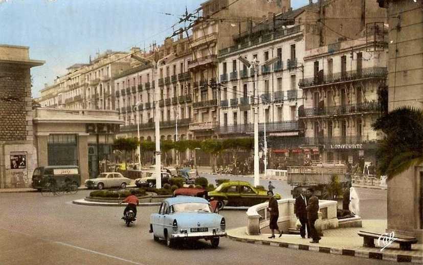 carrefour boulevard Camille-Saint-Saëns -- rue Michelet.