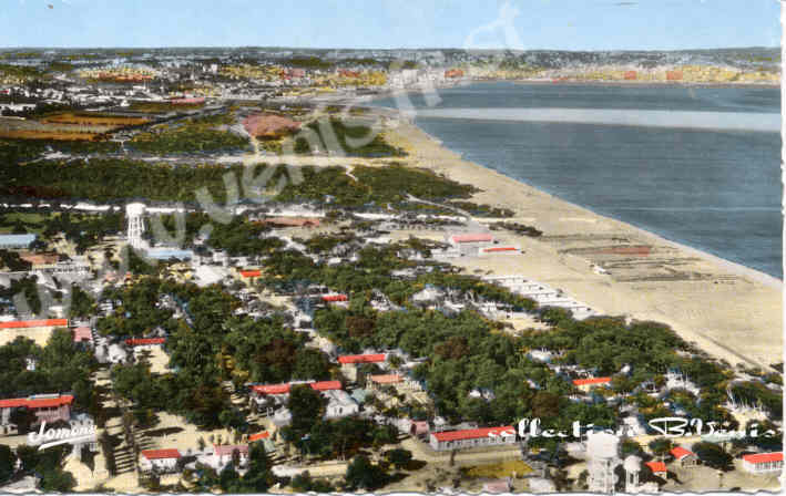 Fort de l'Eau : le camp du Lido et la baie d'Alger.