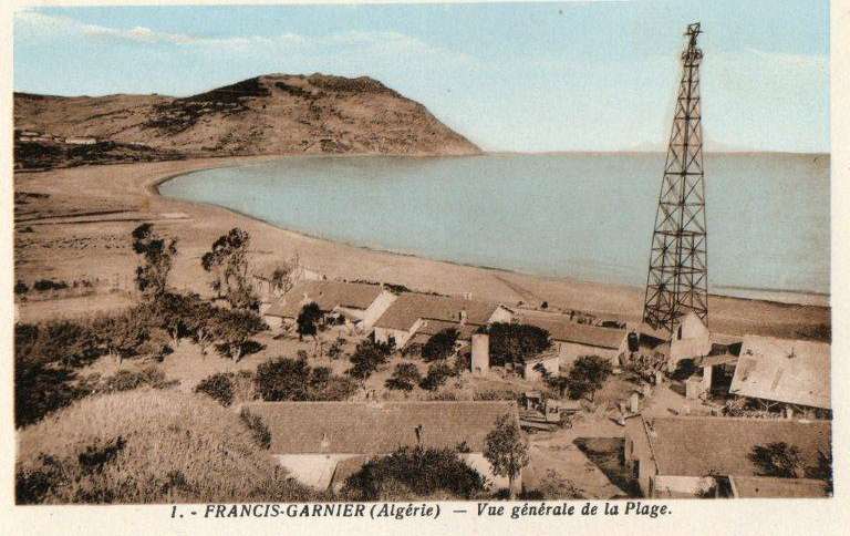 Une vue générale de la plage