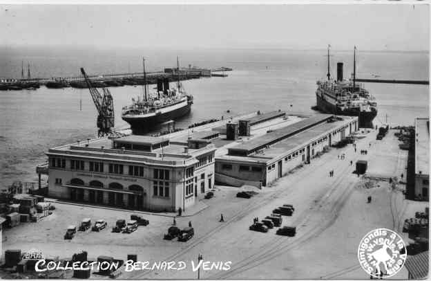 Alger : le port et la gare maritime.