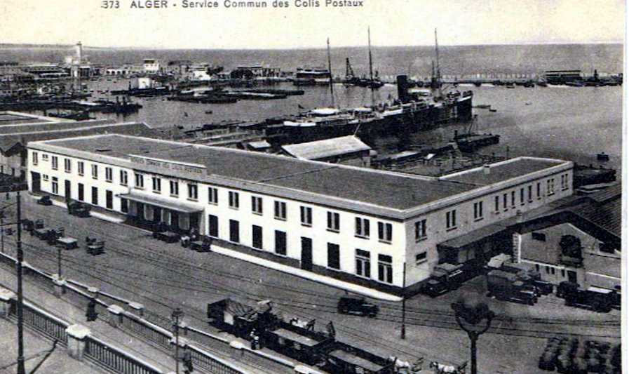 la gare maritime,le Port,service commun des colis postaux;venis