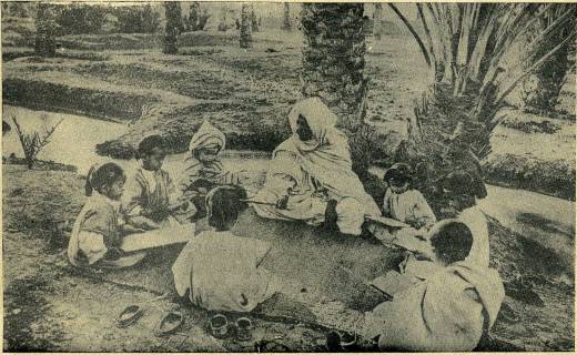 Une petite école coranique à Biskra