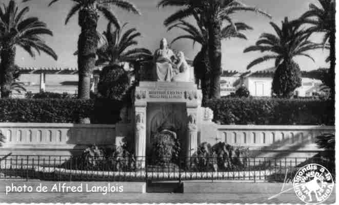 le monument aux Morts