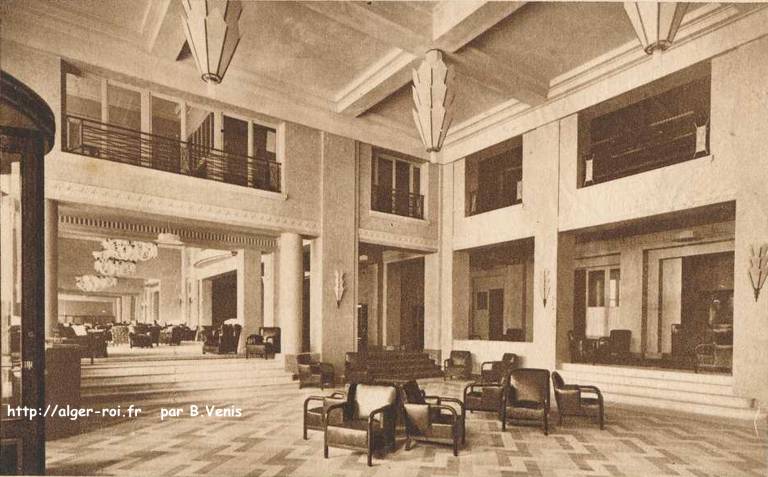 le hall de l'hotel aletti