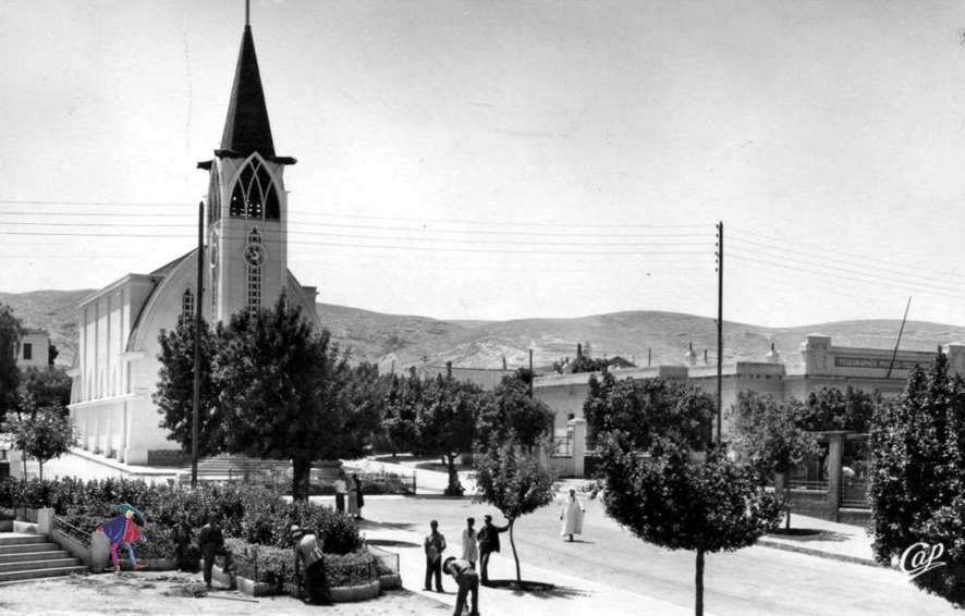 PLACE de l'EGLISE