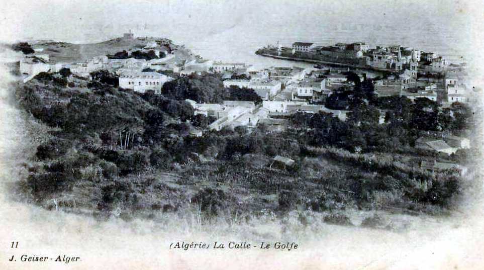 la calle,le golfe vu de la colline