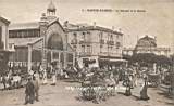 Le marché et la mairie