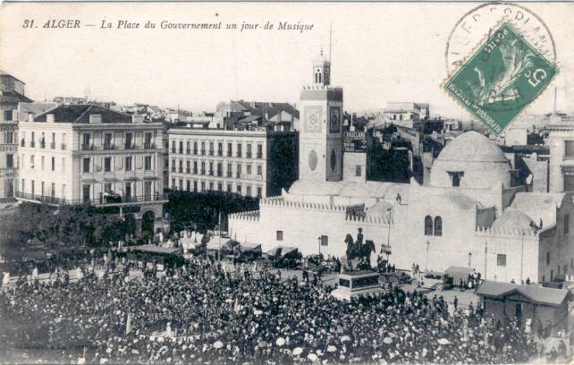 La Place du Gouvernement un jour de musique