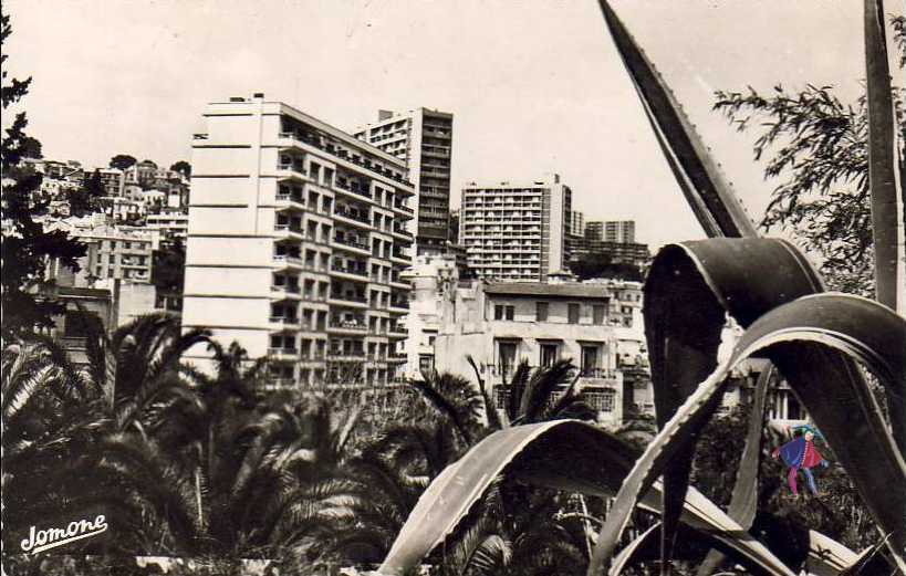 vue prise du parc de galland,les quartiers residentiels