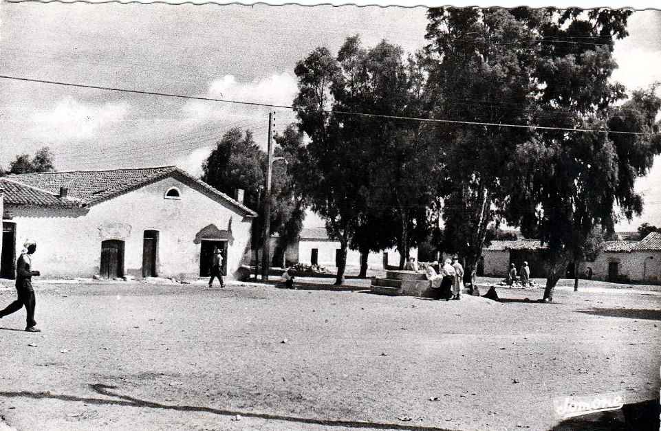 paul cazelles,la place des puits