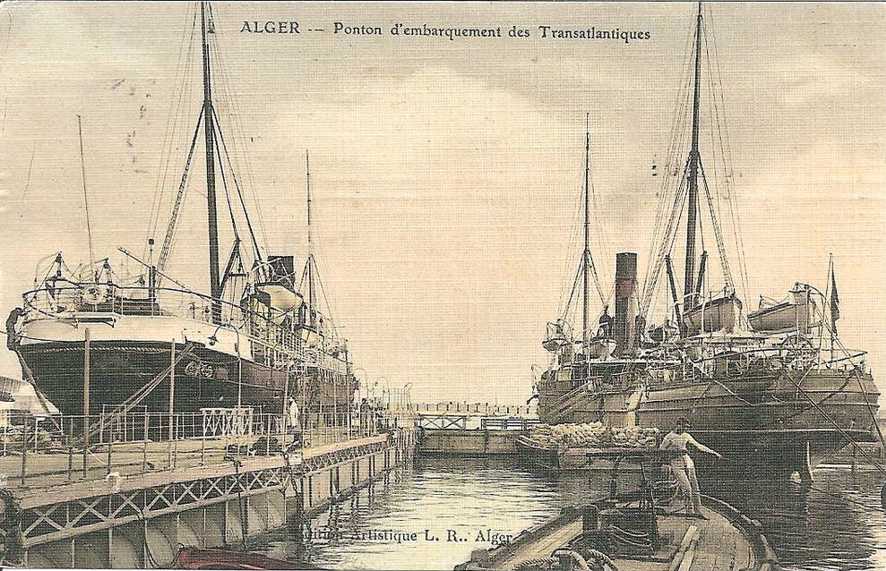 la gare maritime et le port,ponton d'embarquement des transatlantiques