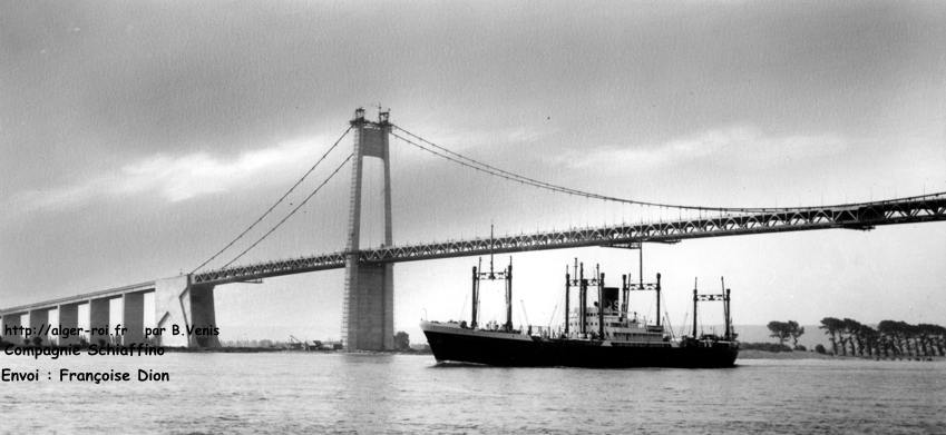 Ange Schiaffino sous le pont de Tancarville