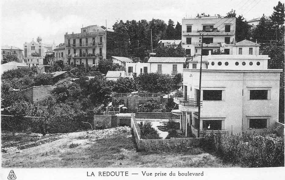 redoute,la-redoute,vue prise du boulevard