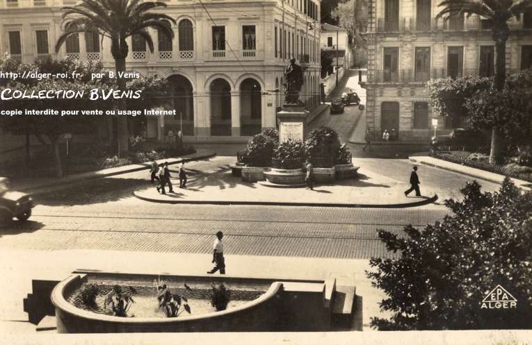 La place Bugeaud, rue d'Isly