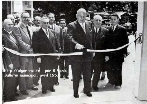 la Municipalité procédait à l'inauguration du marché Barnave, 