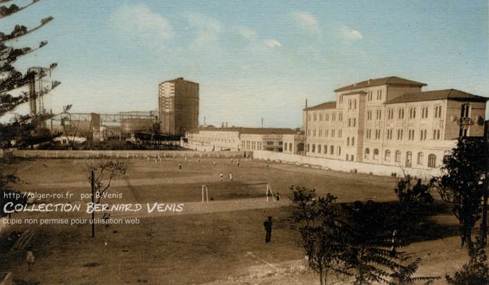 Le stade Lebon