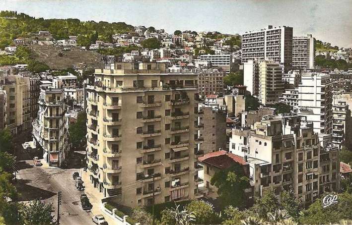 Carrefour Boulevard Télemly et Rue Edith-Cavell- Année 1950 -