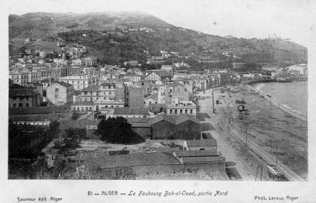 Bab-el-Oued, Notre-Dame d'Afrique et le massif de la Bouzaréa