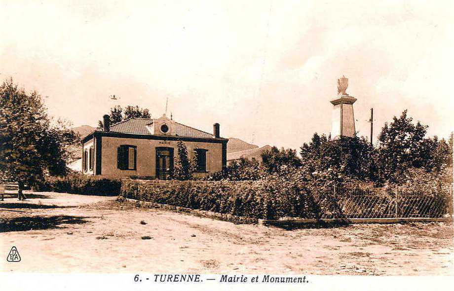 turenne,mairie et monument aux morts